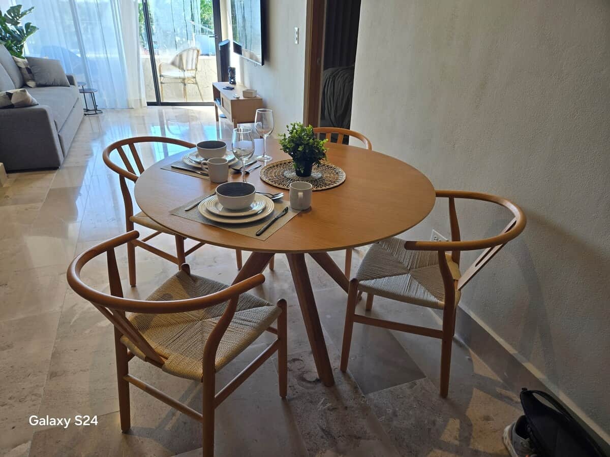 table.jpg